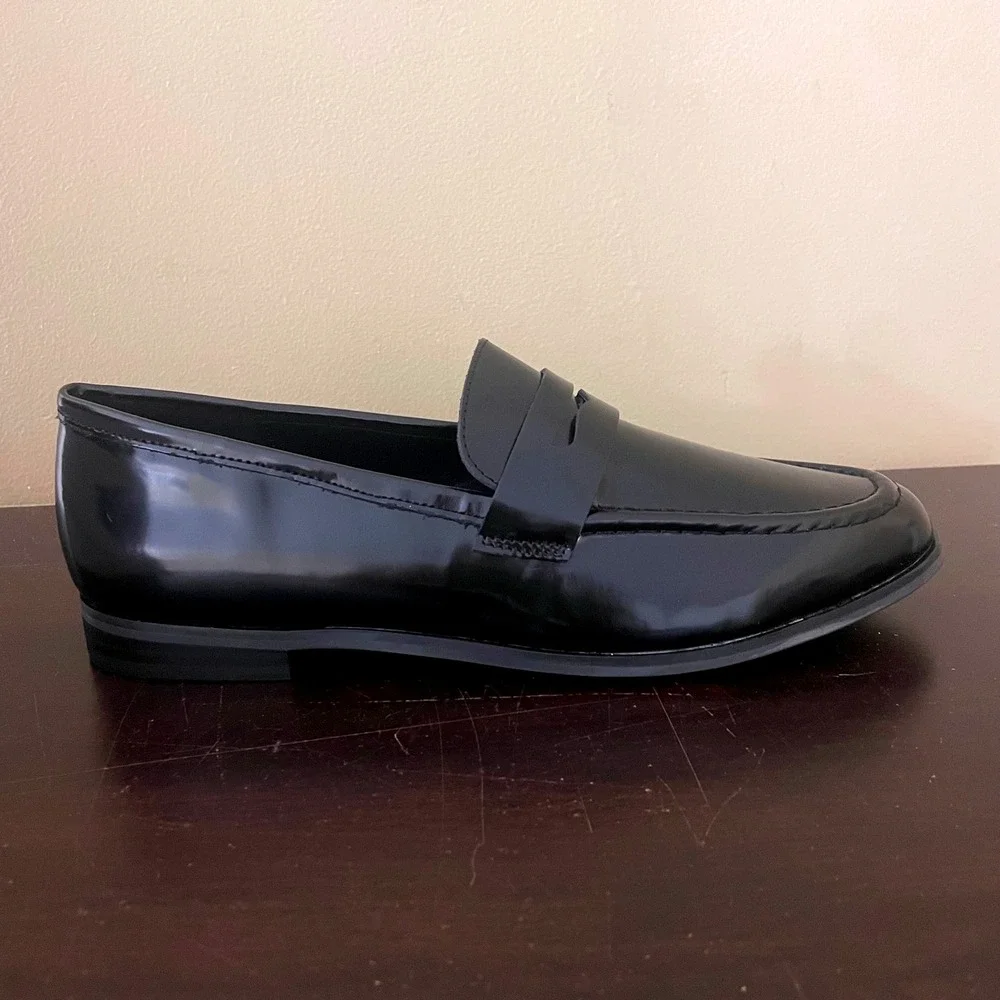 Banana Republic Womens Black Leather Penny Loafers Size 9 531524-00-1‎ FA24